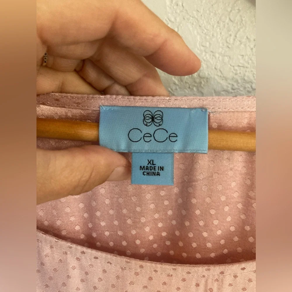 CeCe Blouse - NWT - Ruffle Sleeves - XL - Picture 5 of 16